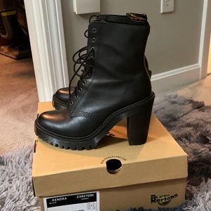 New Dr.Marten black Kendra size 8 women’s